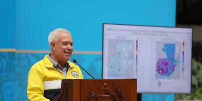 Cesar George, meteorólogo