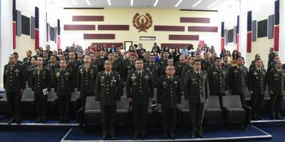 34 Oficiales del Ejército de Guatemala concluyen el Curso Básico Diversificado - Promoción LX