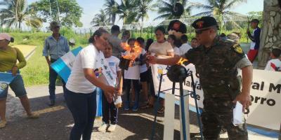 Ejército de Guatemala celebra 202 años de independencia.