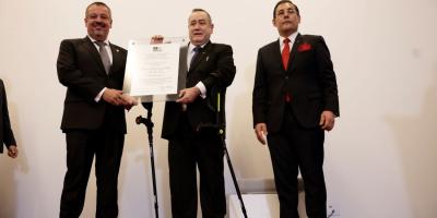 Presidente Alejandro Giammattei recibe acreditación de Tak’alik Ab’aj