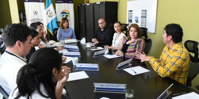 Presidenta en funciones Karin Herrera 