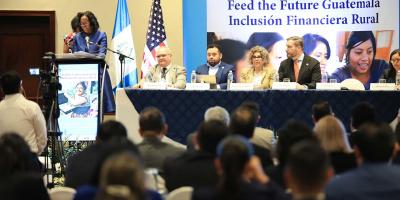 Agricultores podrán acceder a programa de inclusión financiera rural