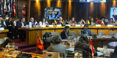 Disertación de secretario Carlos Mendoza en foro de CEPAL.