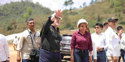 Para garantizar el progreso y mejorar la circulación vial la ministra de Comunicaciones, Infraestructura y Vivienda, Jazmín De la Vega, en respaldo del Presidente de la República, Bernardo Arévalo de León supervisaron la ampliación a cuatro carriles de la CA-14, km 200 de Santa Cruz Verapaz y Cobán, Alta Verapaz, la intervención vial abarca una longitud de 12 kilómetros. 
