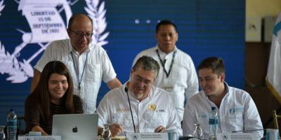 Reunión del presidente Bernardo Arévalo con los alcaldes de Huehuetenango