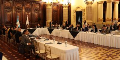 vicepresidenta de la República, Karin Herrera, presidió la reunión de GABECO.