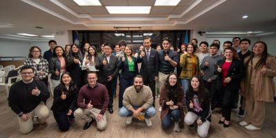 Grupo de becarios que viajará a la República de China (Taiwán).