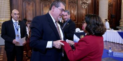 Bernardo Arévalo lidera reunión ordinaria de CONAPREVI