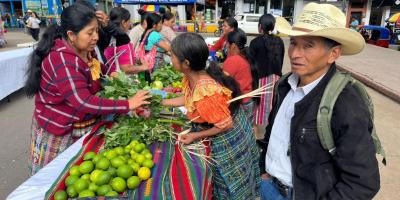 Quiché celebra la Feria del Agricultor
