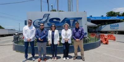 Autoridades de comercio y adunas de El Salvador y Guatemala