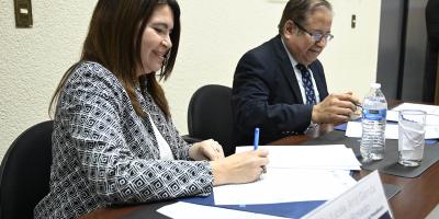 La Secretaría Privada de la Presidencia y el Ministerio de Energía y Minas firman convenio interinstitucional para avanzar en la electrificación rural
