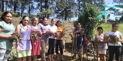 Fortalecen seguridad alimentaria con huerto comunitario