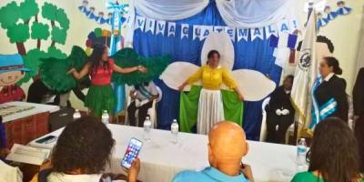 En Casa Joven Villa Nueva celebraron la Independencia con un acto cívico