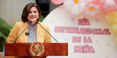 El 19 de diciembre de 2011, la Asamblea General de las Naciones Unidas declaró el 11 de octubre Día Internacional de la Niña.