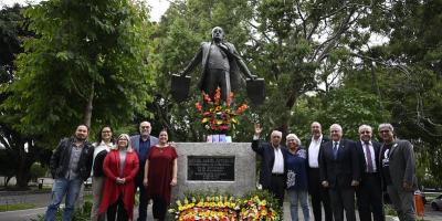 Monumento Miguel Angel Asturias