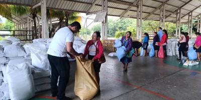 Familias de Chiquimula reciben Alimentos por Acción 
