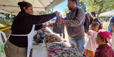 ¡Mariscos frescos! Celebran Feria para el Fomento de la Pesca y Acuicultura 