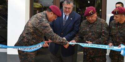 Inauguración de la ampliación y mejoramiento de las instalaciones de Reservas Militares de la República.