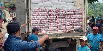 Inicia recepción de alimentos para familias de Alta Verapaz y Santa Rosa