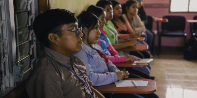 En Casa Joven las y los adolescentes encuentran servicios de educación, atención psicosocial y también para su familia.