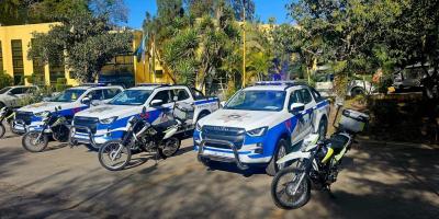 patrullas y motos de provial