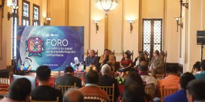 “La radio y su papel en la transformación comunitaria”