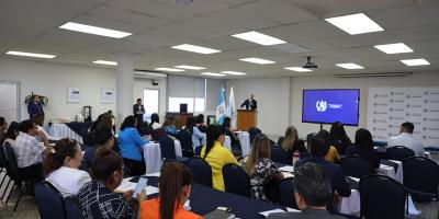 A esta capacitación presencial le seguirán otras virtuales.