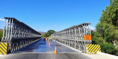 La zona Vial 8 realizó el cambio de 8 planchas del puente Santiago 