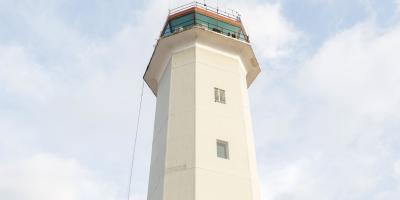 La DGAC y la SIT toman acciones por interferencia de frecuencias radiales en el Aeropuerto Internacional La Aurora