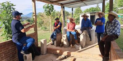 Productores de Jalapa aprenden el valor agregado del café