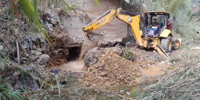 Se realizan labores para proteger la estructura del puente Buca, en Huehuetenango