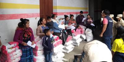 Aprenden a preparar menús nutritivos con alimentos de la asistencia alimentaria