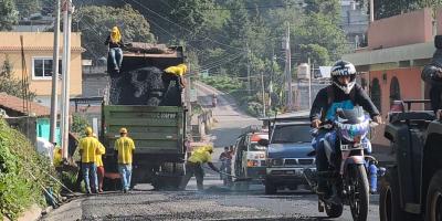 Supervisan área de bacheo en Ruta Nacional 12