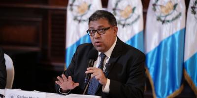 Secretario Carlos Mendoza encabezó la mesa principal del Conadur. 