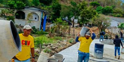 Más de 2,000 vecinos de El Cacao en San Jerónimo, Baja Verapaz, se benefician con obras de pavimentación