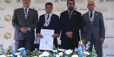 Maestros distinguidos reciben Orden Nacional Francisco Marroquín 2025
