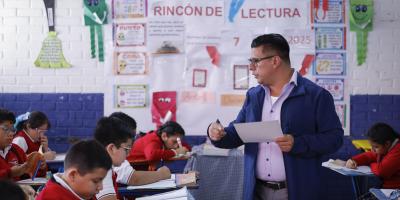 Trabajadores del Mineduc y MSPAS reciben el aumento salarial  
