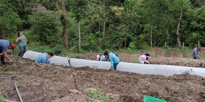 Mano a Mano impulsa el desarrollo de Chiquimula con los huertos comunales 