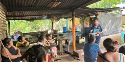 Madres de familia de Santa Rosa fortalecen sus conocimientos en seguridad alimentaria y nutricional