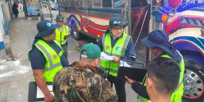 La DGT refuerza la supervisión del transporte público en Mixco con operativo conjunto con Emixtra