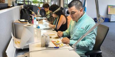 Refuerzan monitoreo de moscas de la fruta en zonas productoras de mango