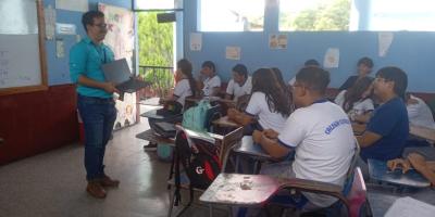 Indumentaria maya