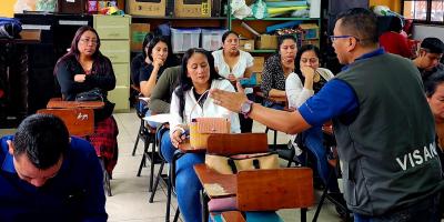 Escuelas públicas de Chimaltenango reciben apoyo para impulsar huertos pedagógicos