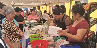 Fortalecen alianzas comerciales en Feria del Agricultor de Zacapa