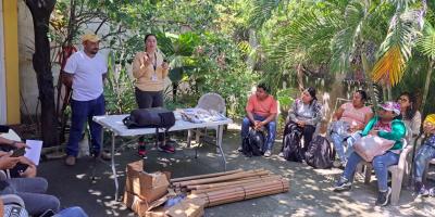 Fortalecen huertos escolares pedagógicos con capacitación técnica y enfoque nutricional