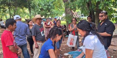 Instruyen a educadoras de Hogar Rural para fortalecer producción avícola