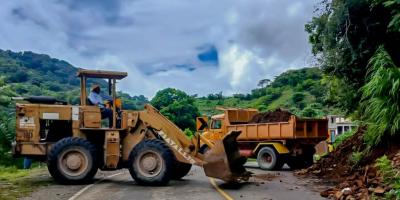 Más de 12 emergencias atendidas por Caminos durante octubre