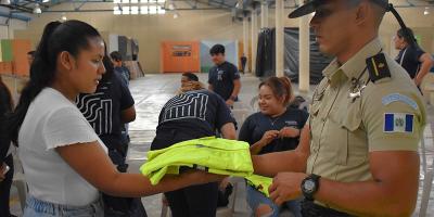 Provial fortalece valores de prevención y responsabilidad en jóvenes servidores cívicos