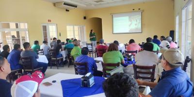 Personal de Agrocarnes S.A. aprende acerca de bienestar animal