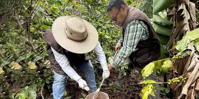 Realizan toma de muestras para mapa de fertilidad de suelos